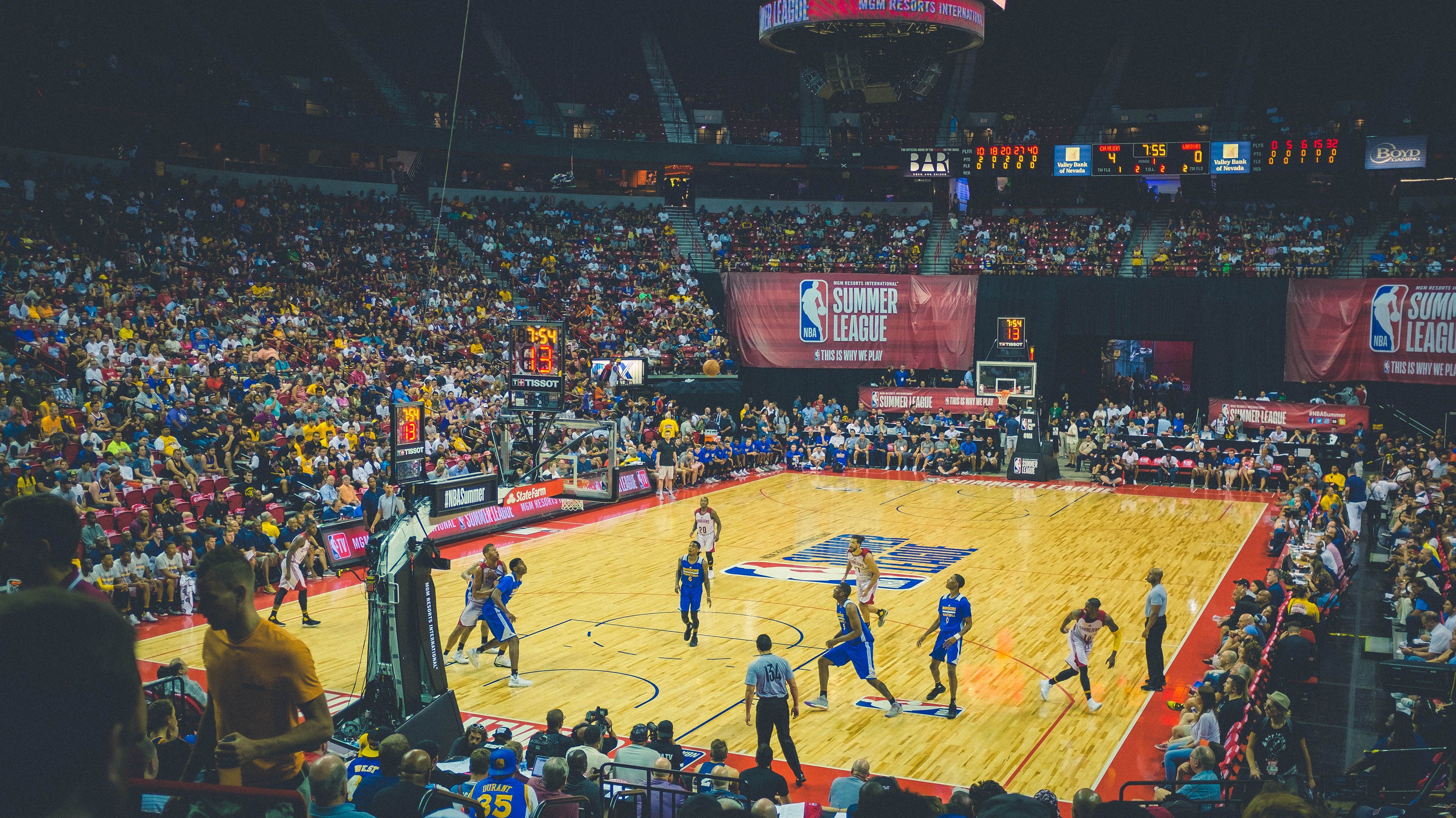 开云全站-篮网新人首次出场表现超预期赢得掌声，篮网新赛季球员